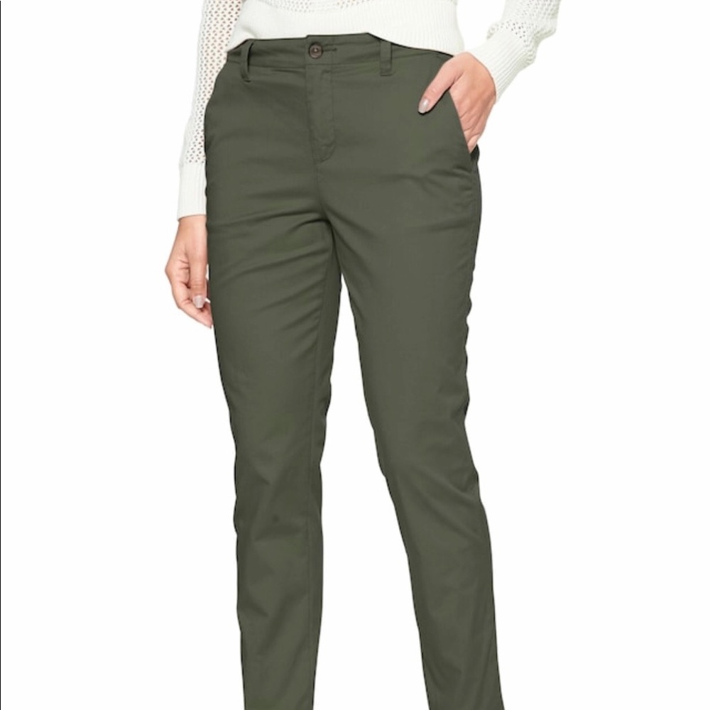 Women’s GAP pants!!!
